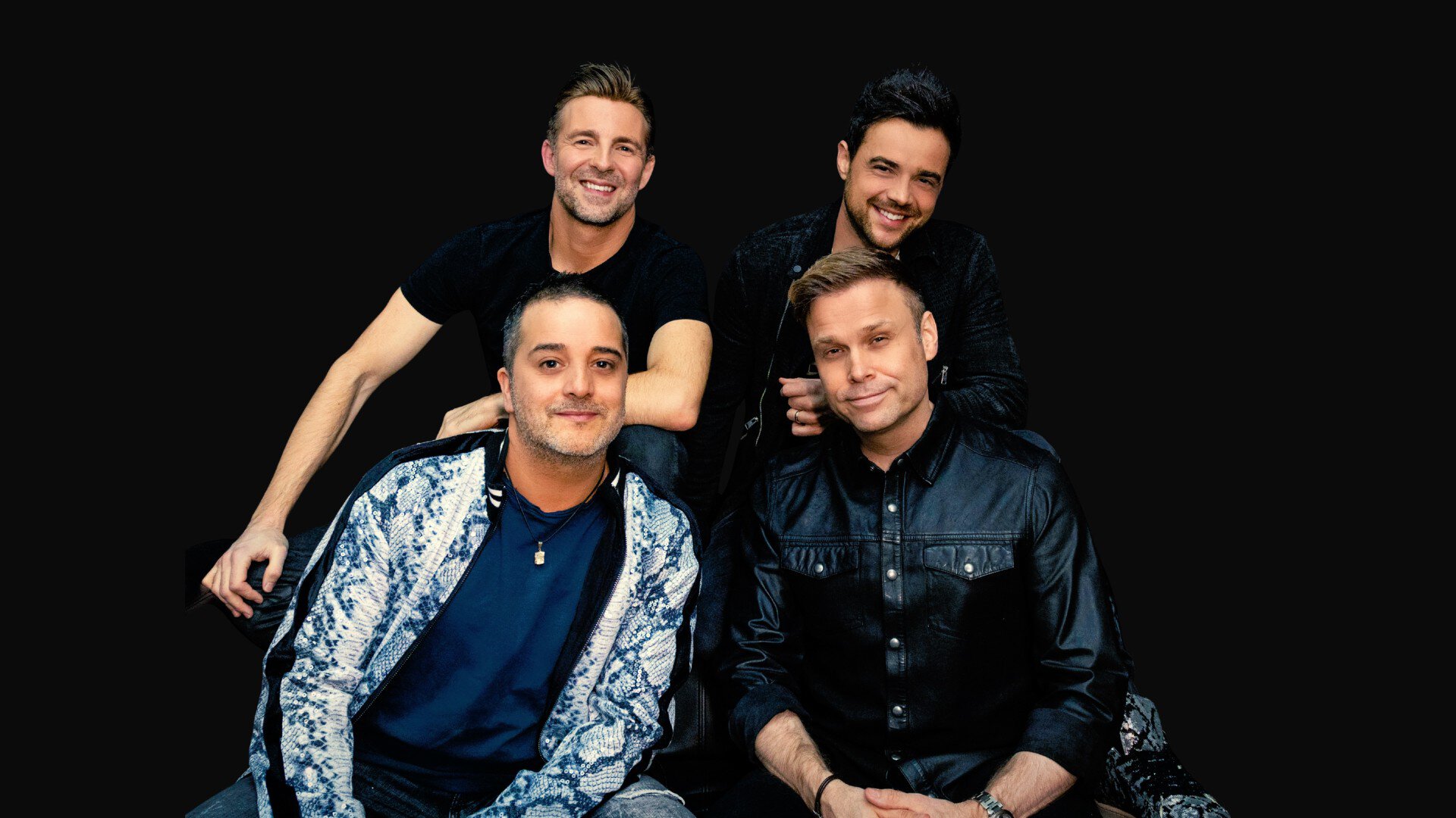 Engaging image of music band performing at Replay Festival, showcasing live entertainment and vibrant festival atmosphere.